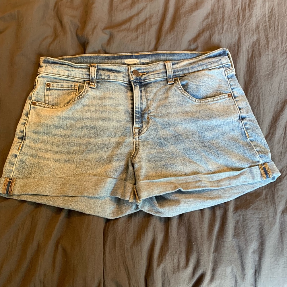 Old navy light wash boyfriend shorts